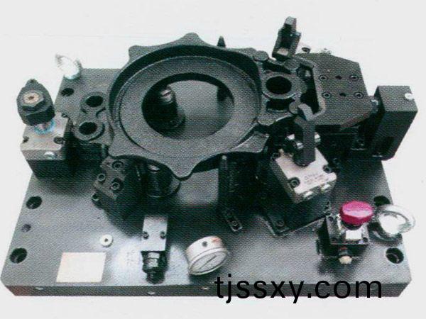 製動器底(di)闆液壓裌具